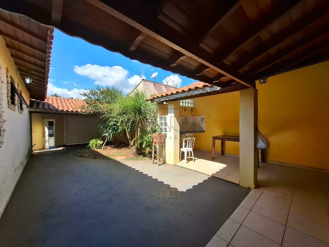 Casa à venda no Jardim Caxambu: 