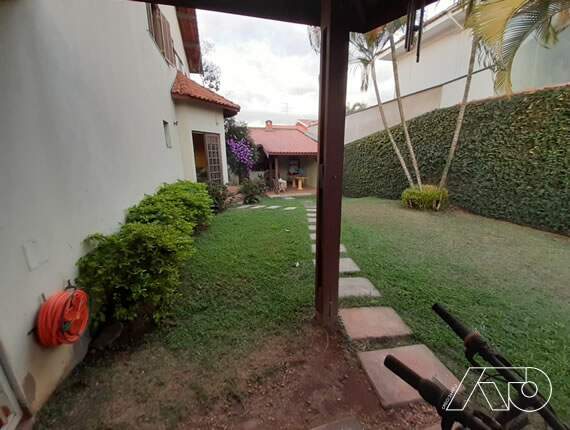 Casa em Condomínio à venda no Jardim Caxambu: V5366_329745.jpg