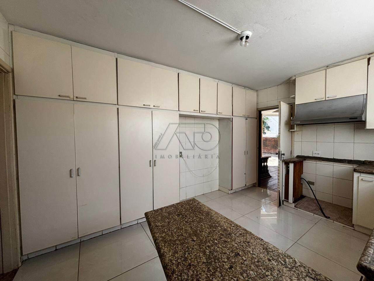 Casa para aluguel no ALEMAES: 