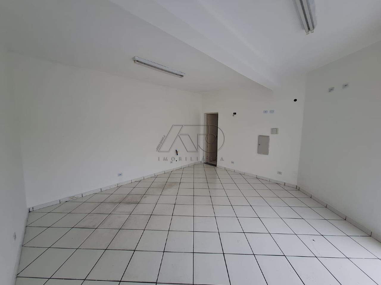 Salão para aluguel no Conjunto Residencial Mário Dedini: 