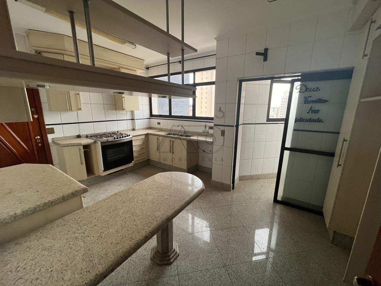 Apartamento à venda no CENTRO: 3