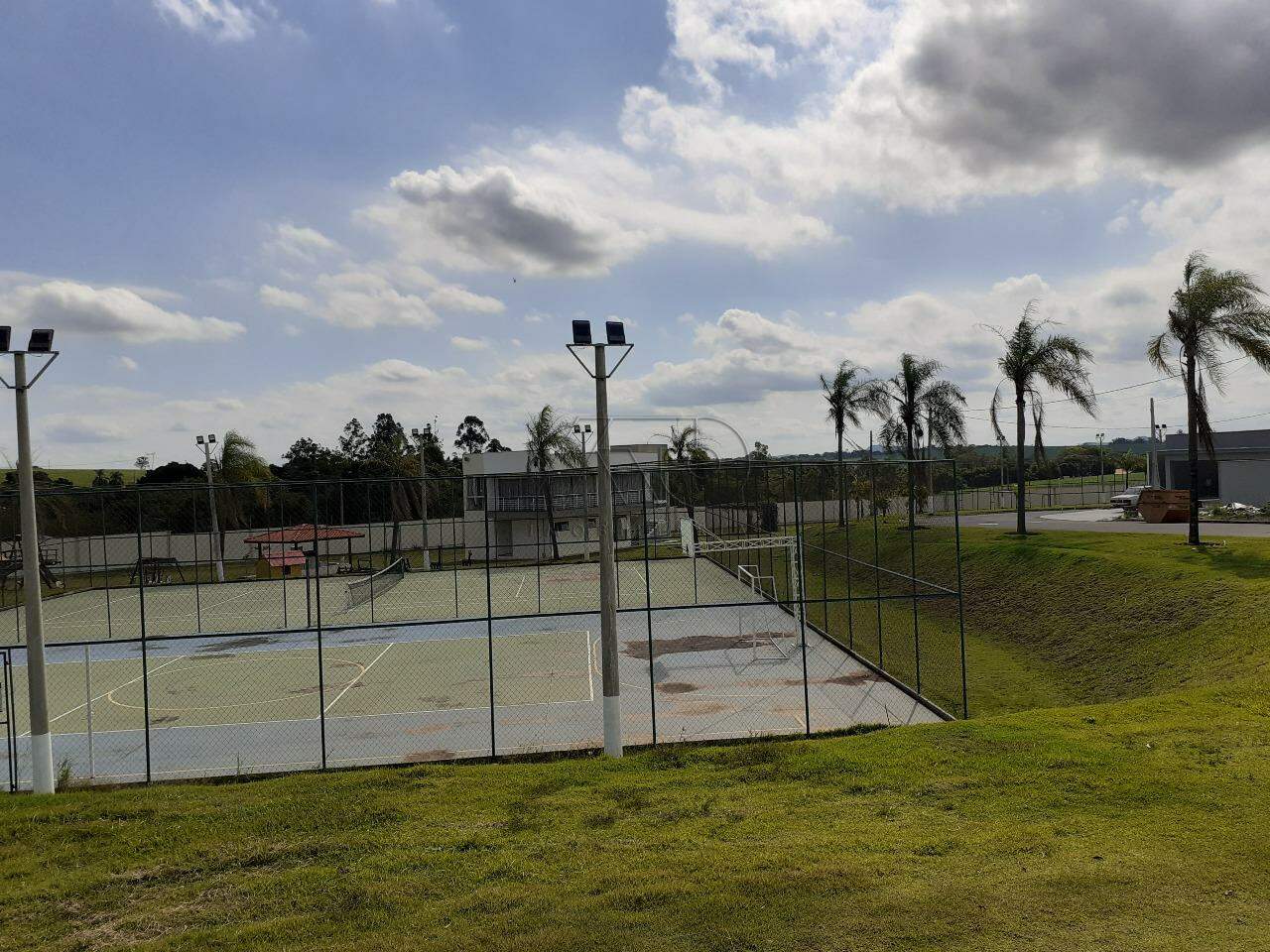 Terreno em Condomínio à venda no JARDIM TORREZAN: 