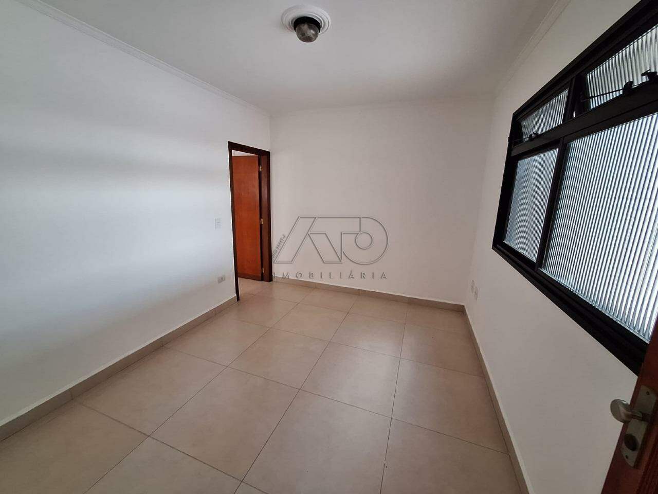 Casa para aluguel no VILA REZENDE: 