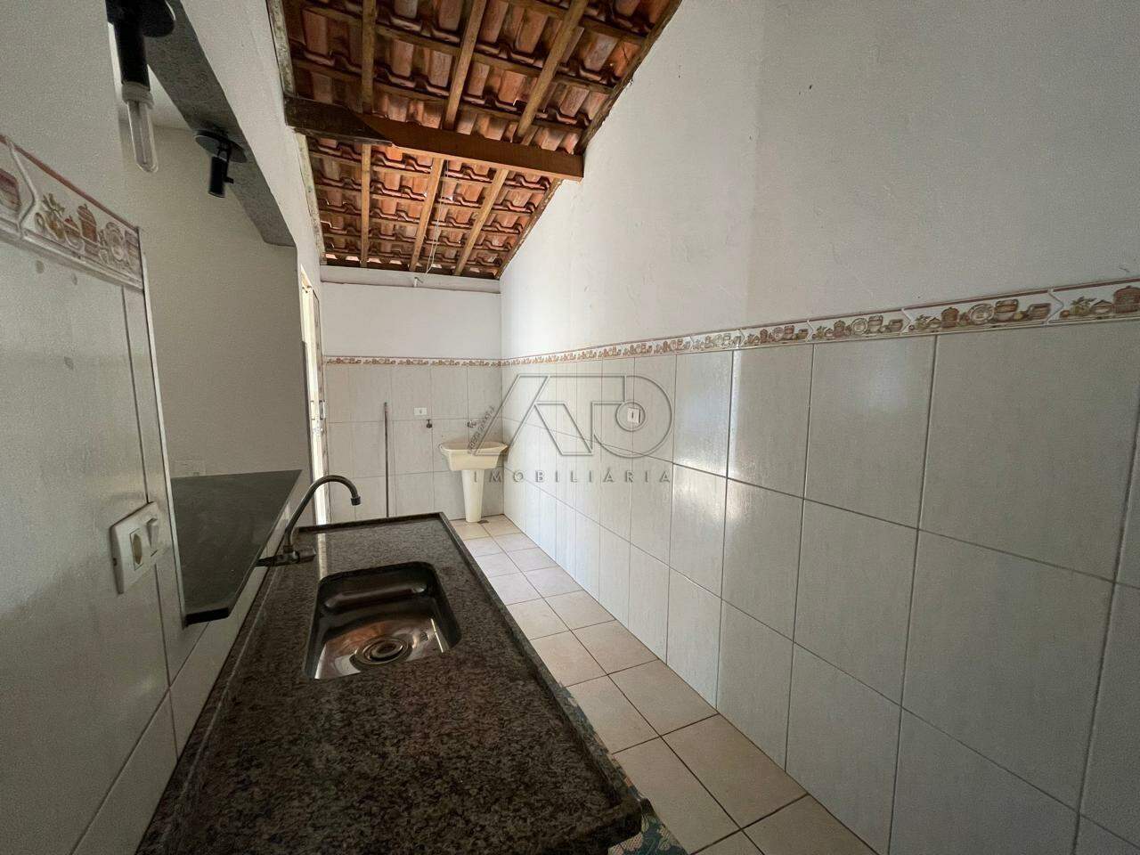 Casa à venda no SANTA TEREZINHA: 27