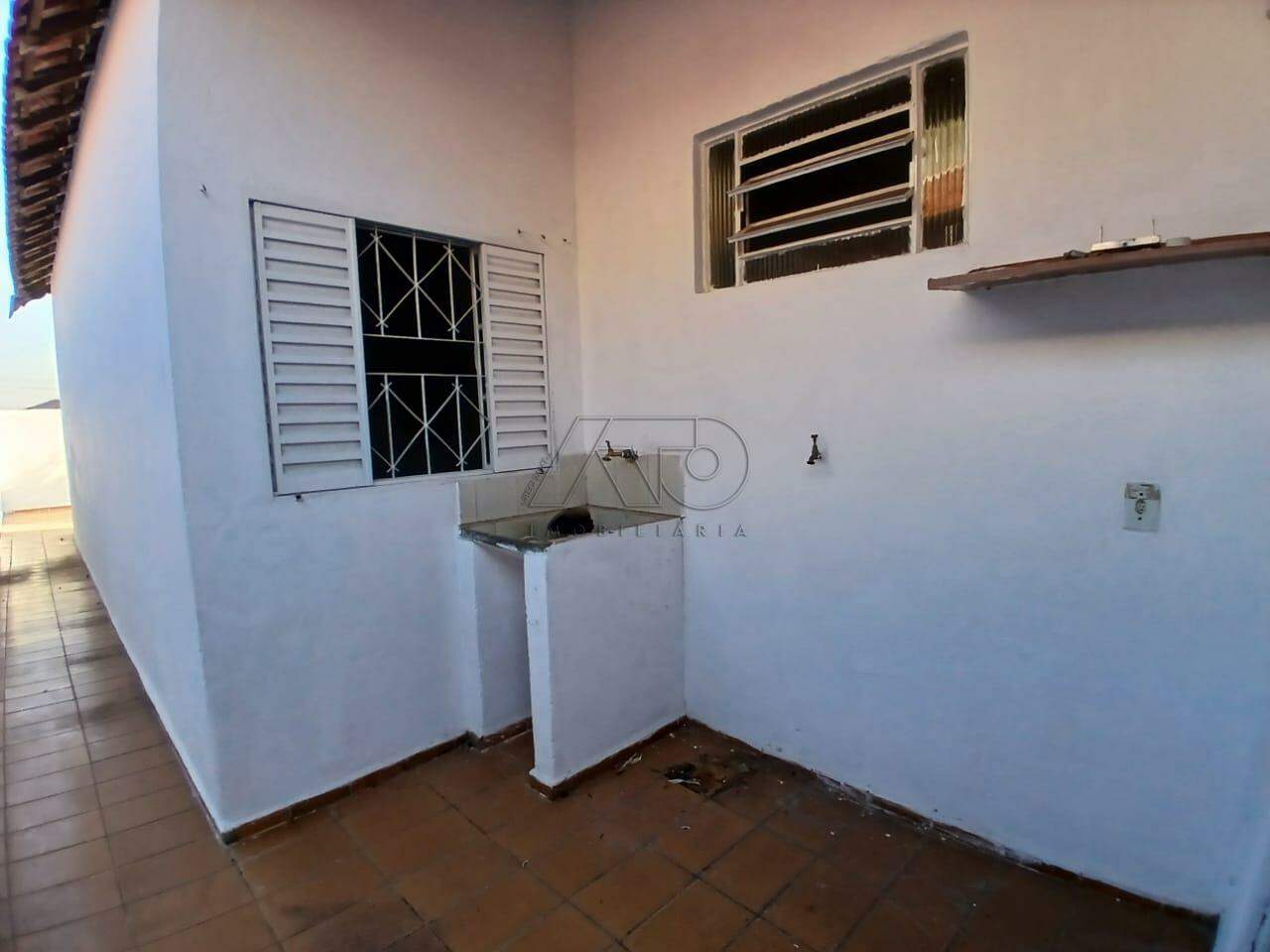 Casa para aluguel no Jardim Itapuã: 15