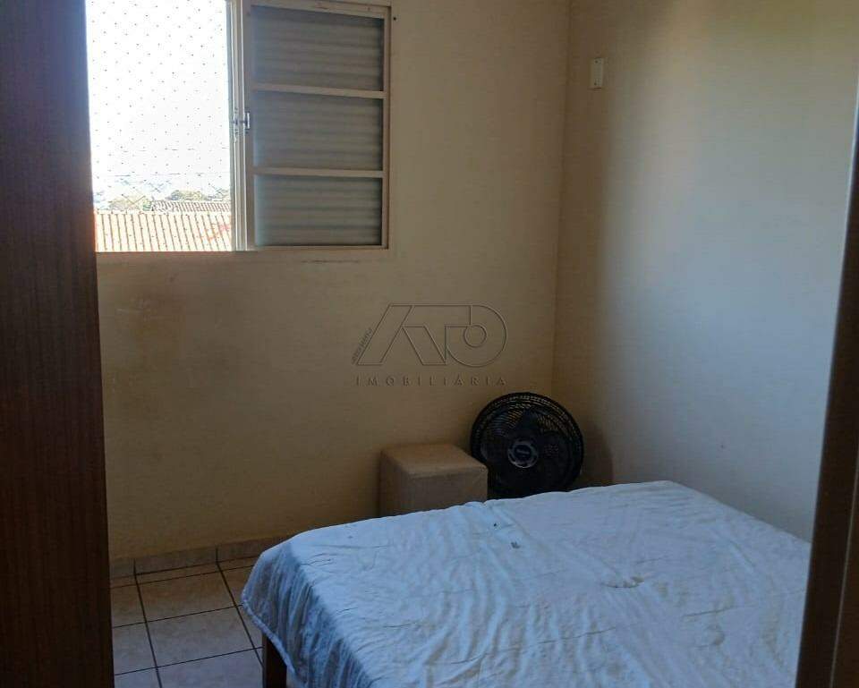 Apartamento à venda no NOIVA DA COLINA: 3