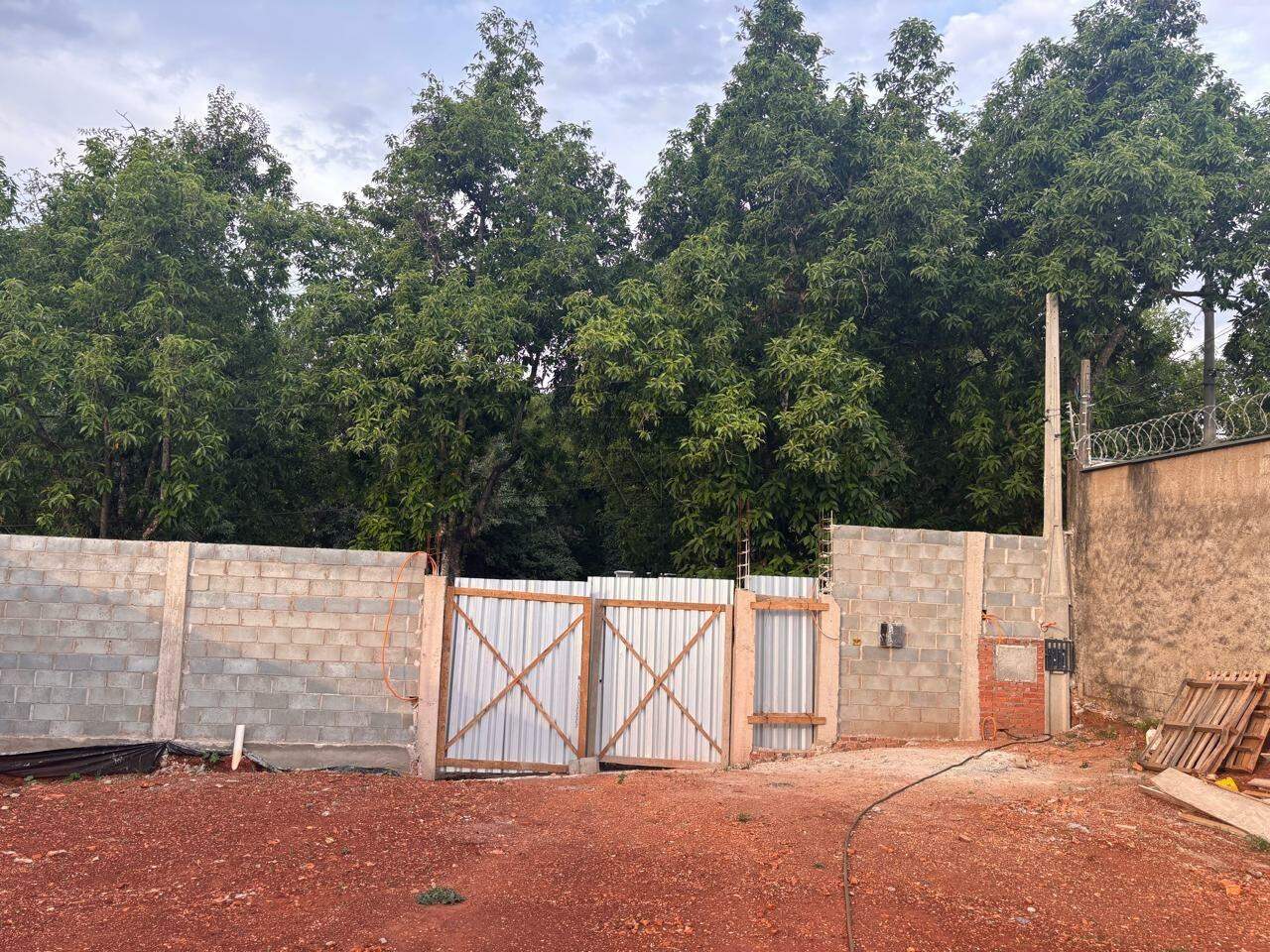 Terreno à venda no CHACARA NAZARETH: 