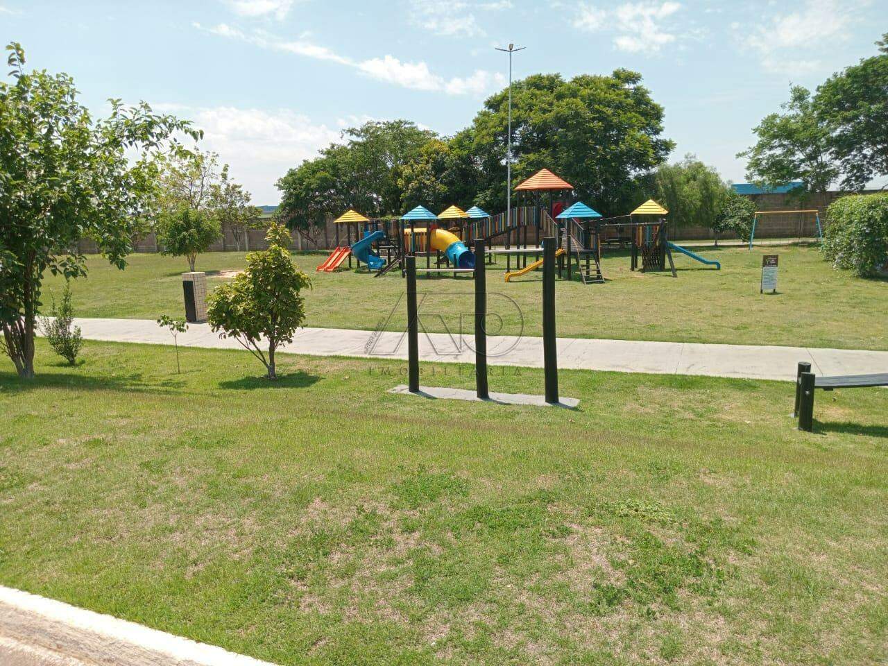 Terreno em Condomínio à venda no CAMPESTRE: 4