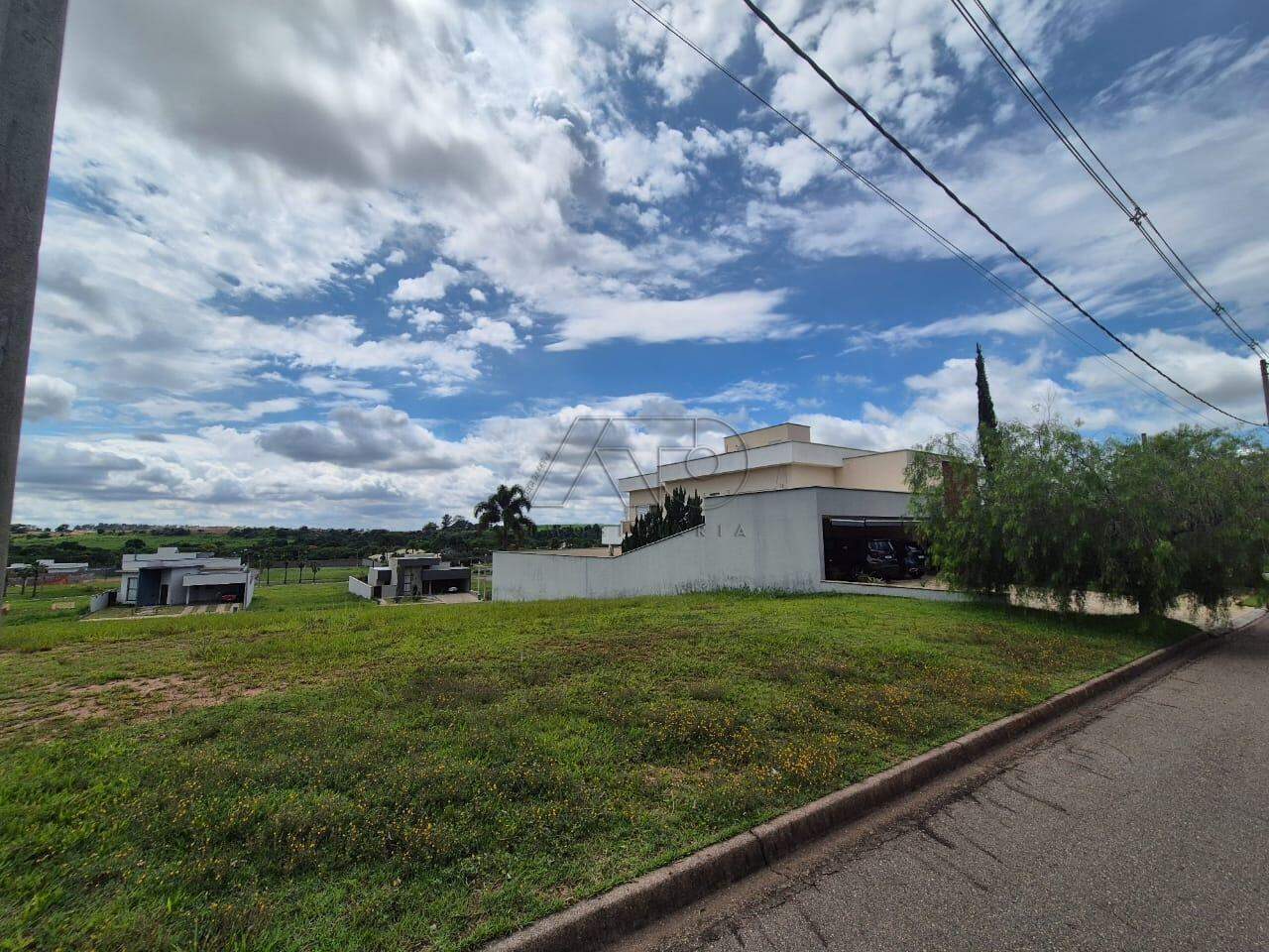 Terreno em Condomínio à venda no Residencial Terras de Ártemis (Ártemis): 