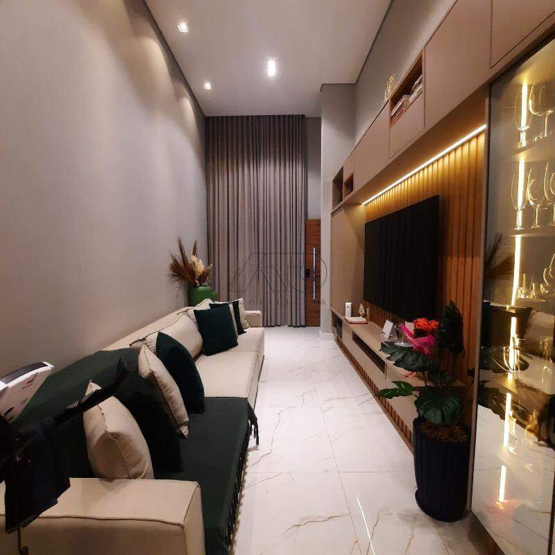 Casa em Condomínio à venda no Jardim Tomazela: 