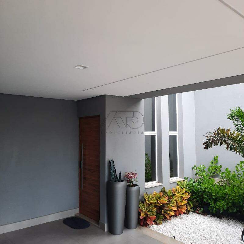 Casa em Condomínio à venda no Jardim Tomazela: 
