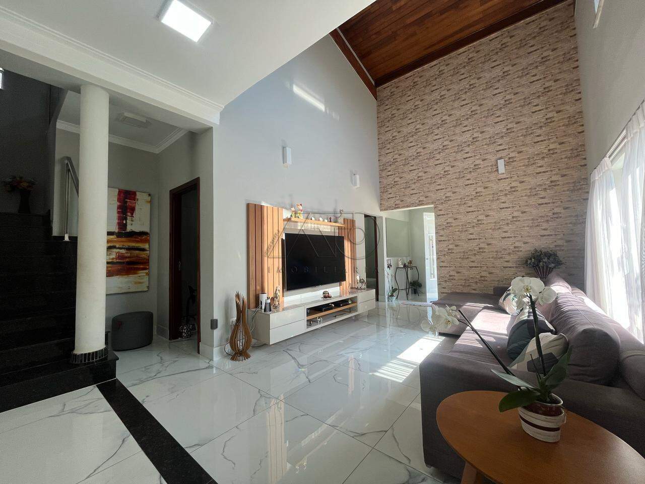 Casa em Condomínio à venda no DOIS CORREGOS: 4