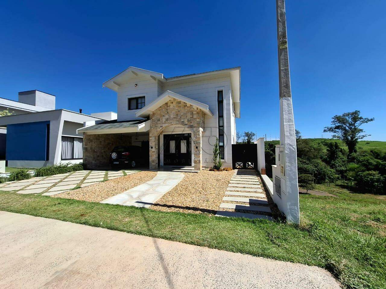 Casa em Condomínio à venda no SANTA ROSA: 