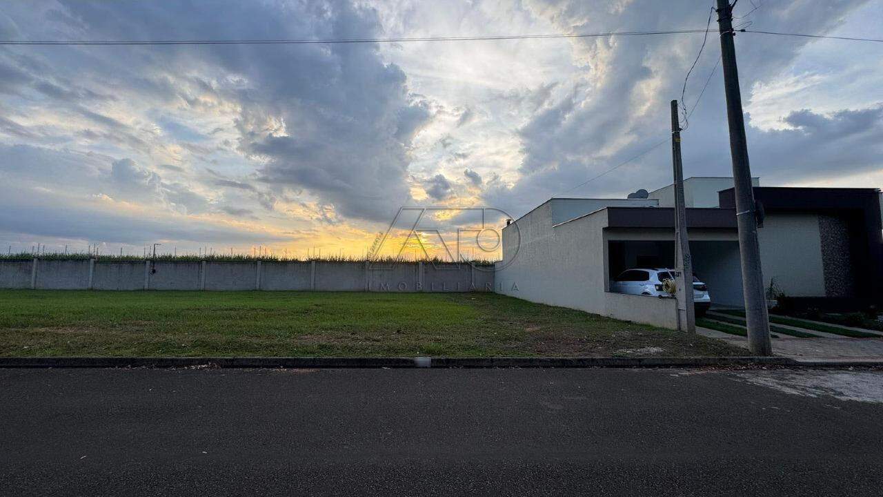 Terreno em Condomínio à venda no Residencial Fazenda Pinheirinho: 
