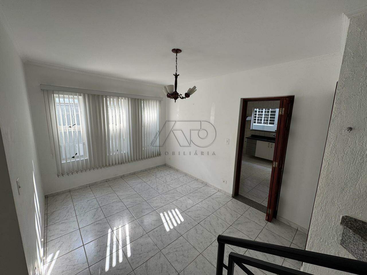 Casa à venda no Jardim Astúrias I: 4