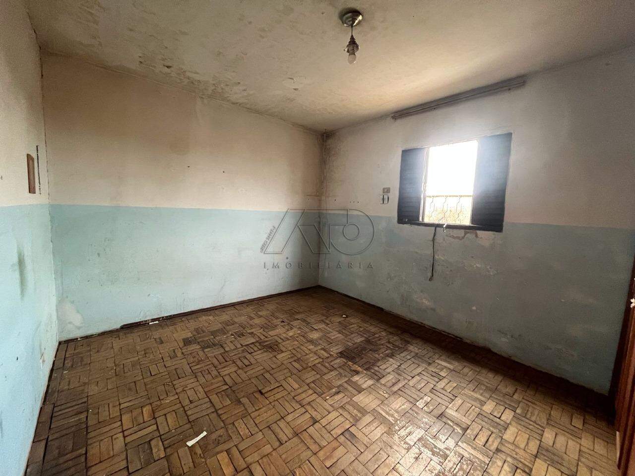 Casa à venda no SANTA TEREZINHA: 