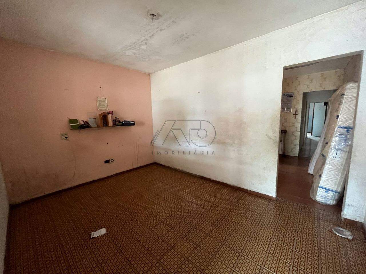 Casa à venda no SANTA TEREZINHA: 