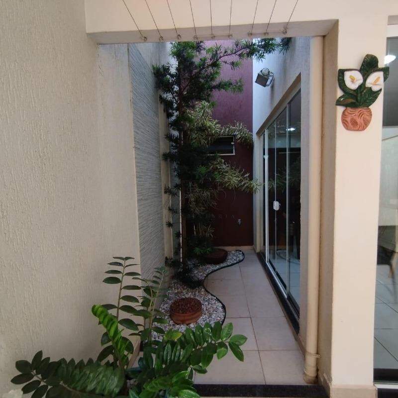 Casa à venda no Jardim Caxambu: 