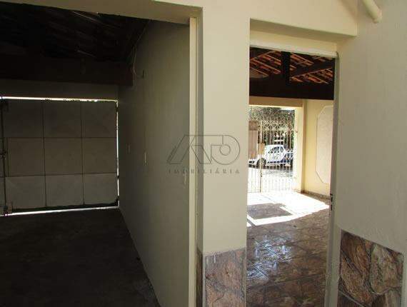 Casa à venda no AGUA BRANCA: 
