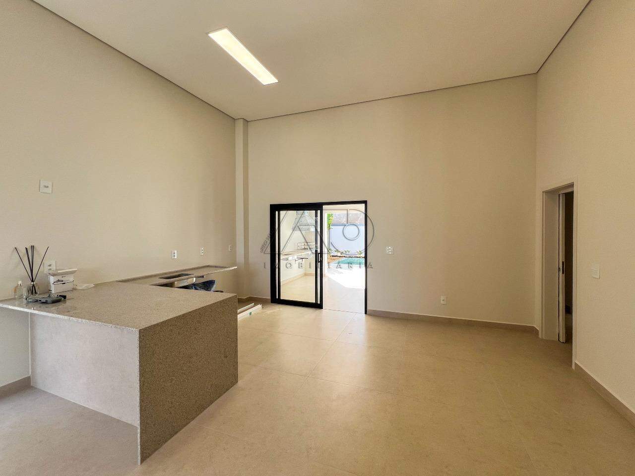 Casa em Condomínio à venda no SANTA ROSA: 5