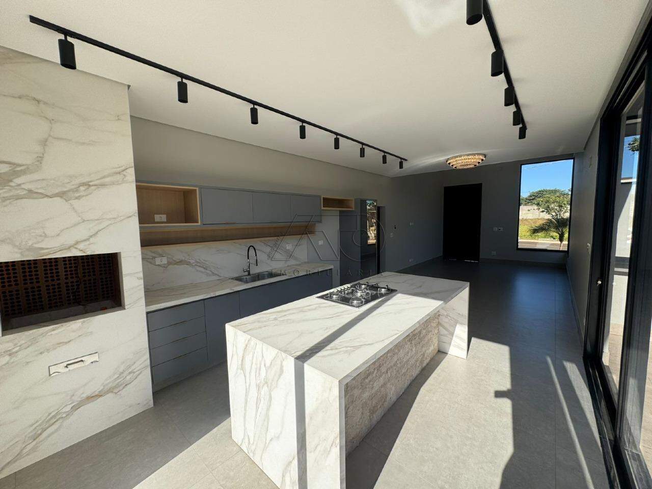 Casa em Condomínio à venda no CAMPESTRE: 