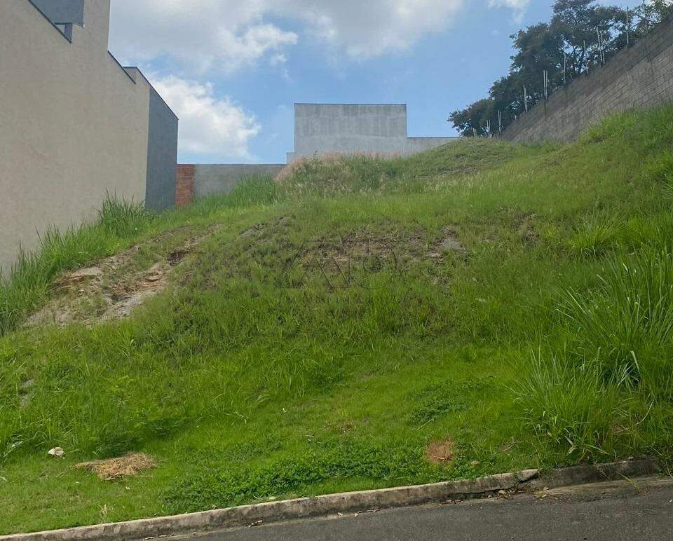 Terreno em Condomínio à venda no Jardim São Francisco: 