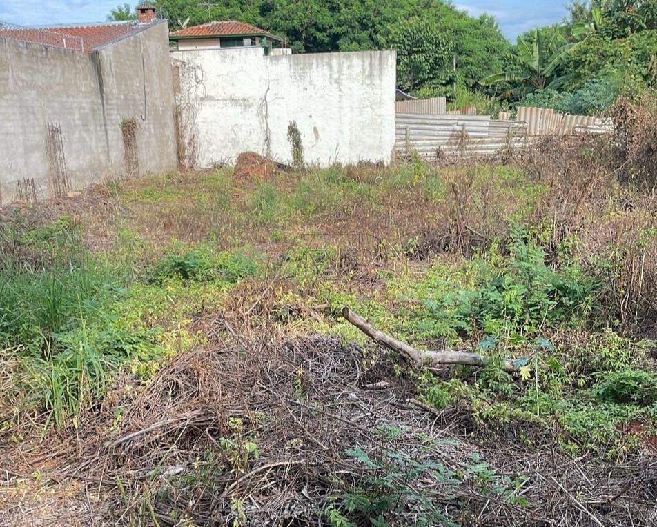 Terreno à venda no DOIS CORREGOS: 