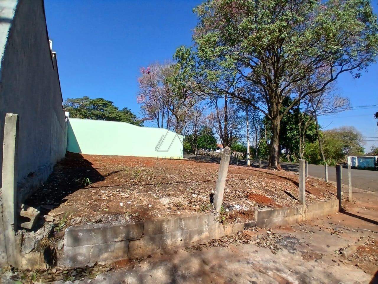 Terreno para aluguel no SANTA ROSA: 