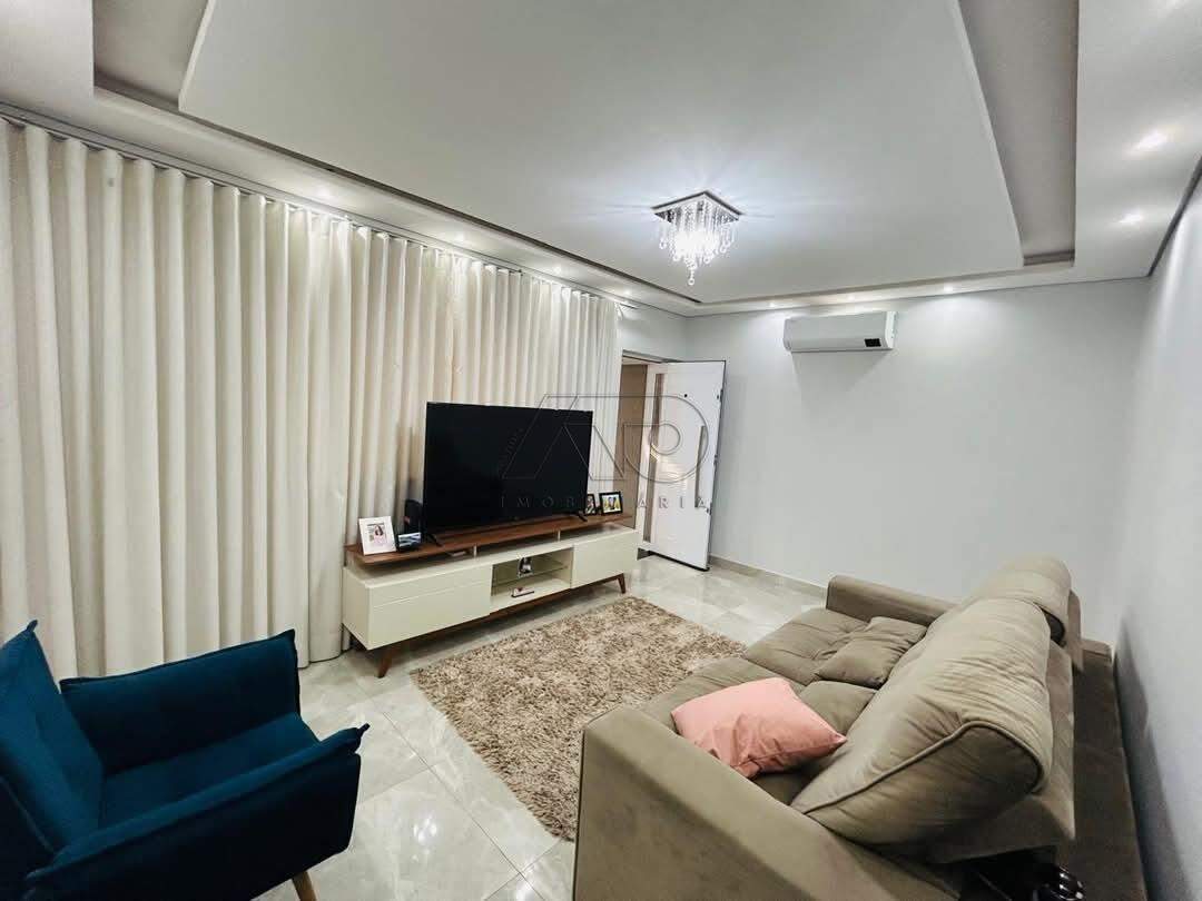 Casa à venda no Jardim Noiva da Colina: 
