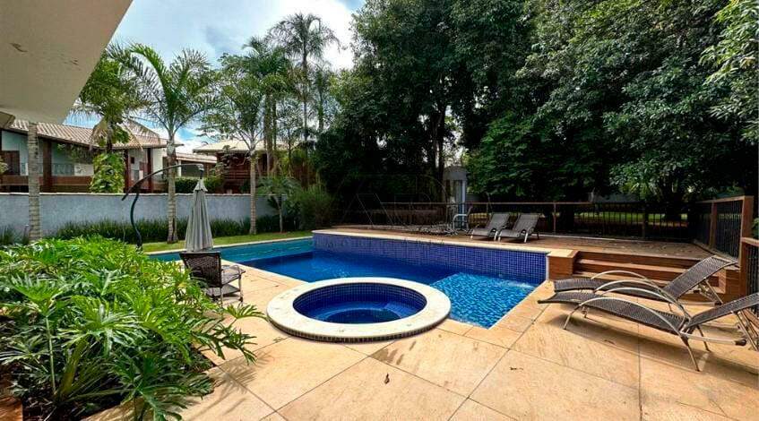 Casa em Condomínio à venda no CAMPESTRE: 