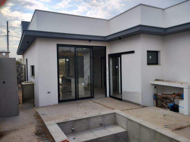 Casa em Condomínio à venda no CAMPESTRE: 