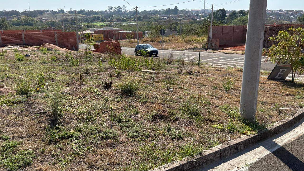 Terreno à venda no PAU QUEIMADO: 