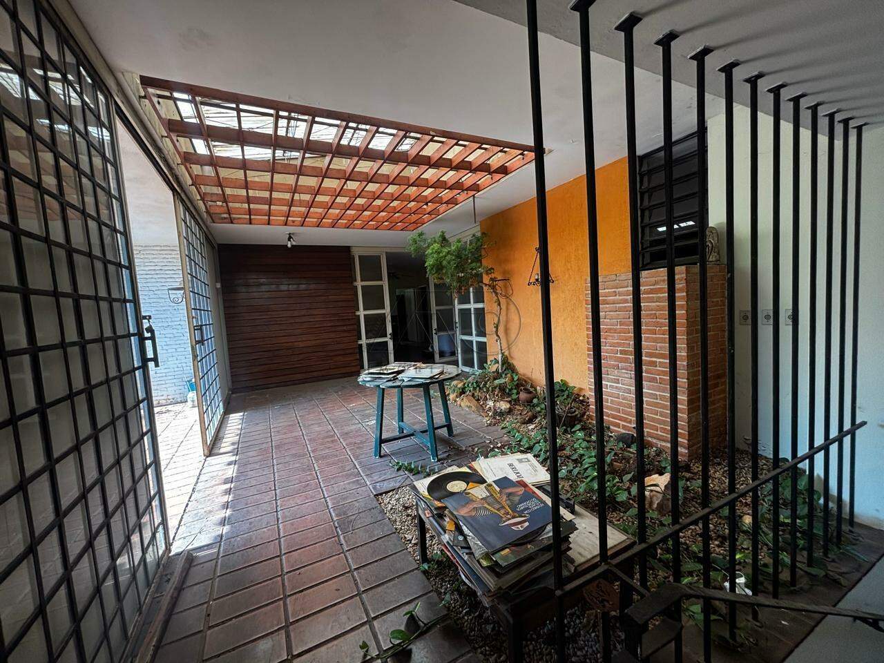 Casa à venda no ALEMAES: 
