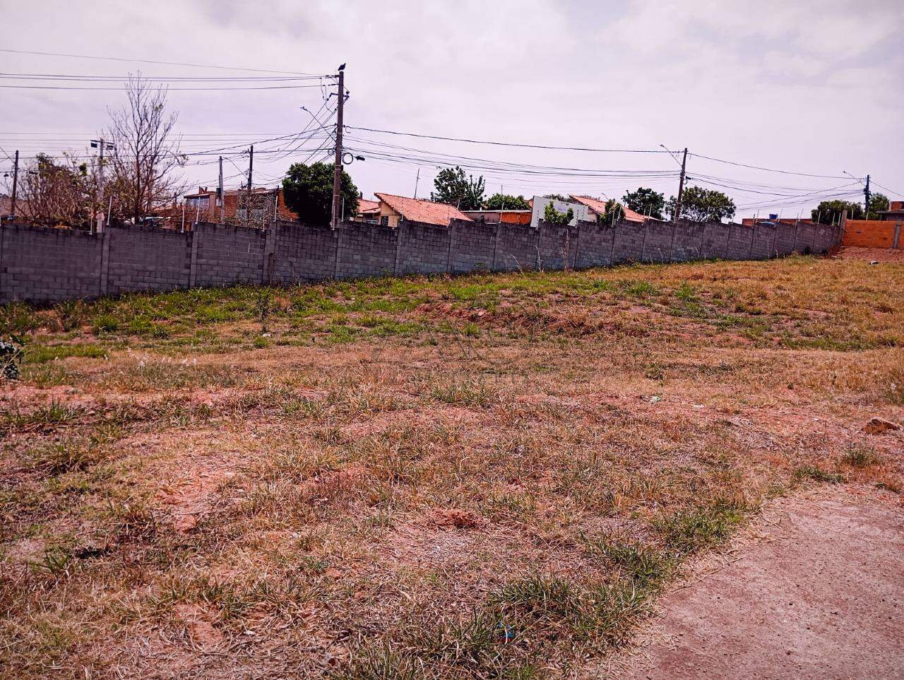 Terreno em Condomínio à venda no CAMPESTRE: 