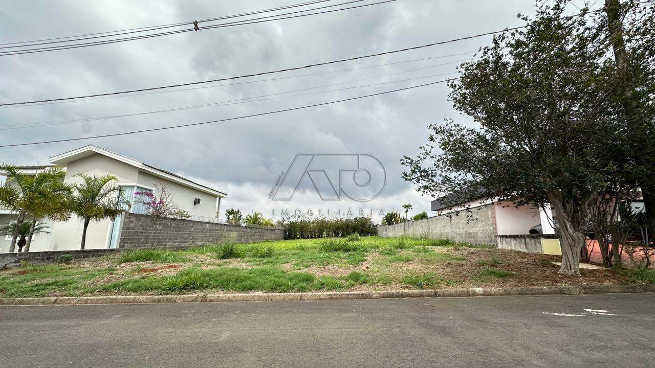 Terreno em Condomínio à venda no Recanto dos Universitários: 