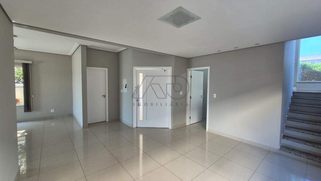 Casa em Condomínio à venda no RESERVA DO ENGENHO: 