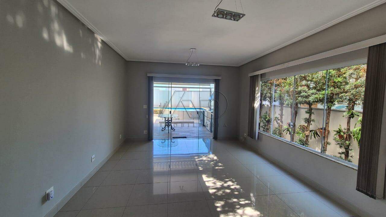 Casa em Condomínio à venda no RESERVA DO ENGENHO: 