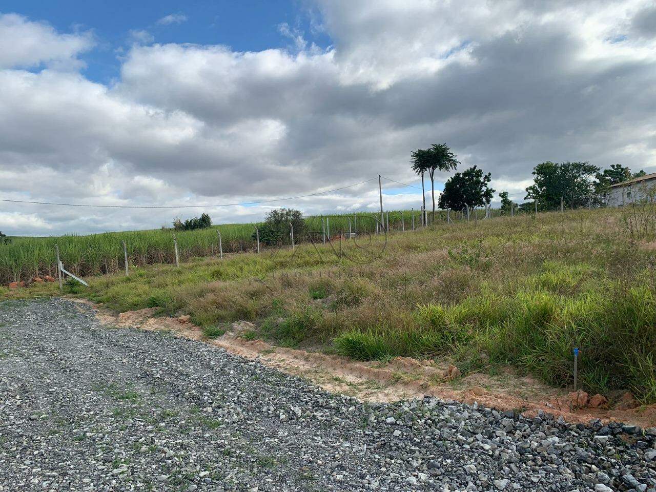 Terreno em Condomínio à venda no ALAMBARI: 