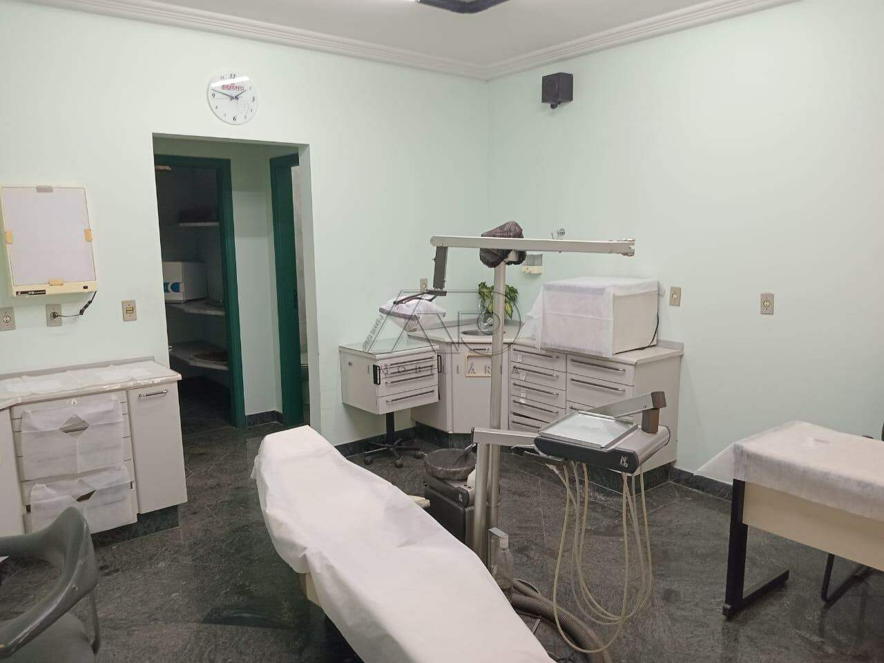 Casa Comercial à venda no CENTRO: 4