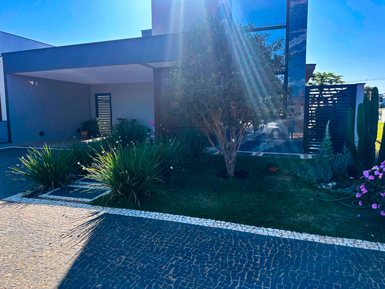 Casa em Condomínio à venda no CAMPESTRE: 