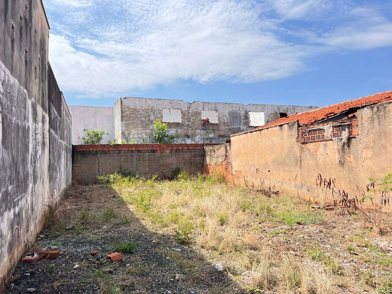 Terreno à venda no PIRACICAMIRIM: 