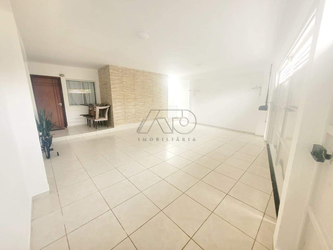 Casa à venda no SANTA TEREZINHA: 