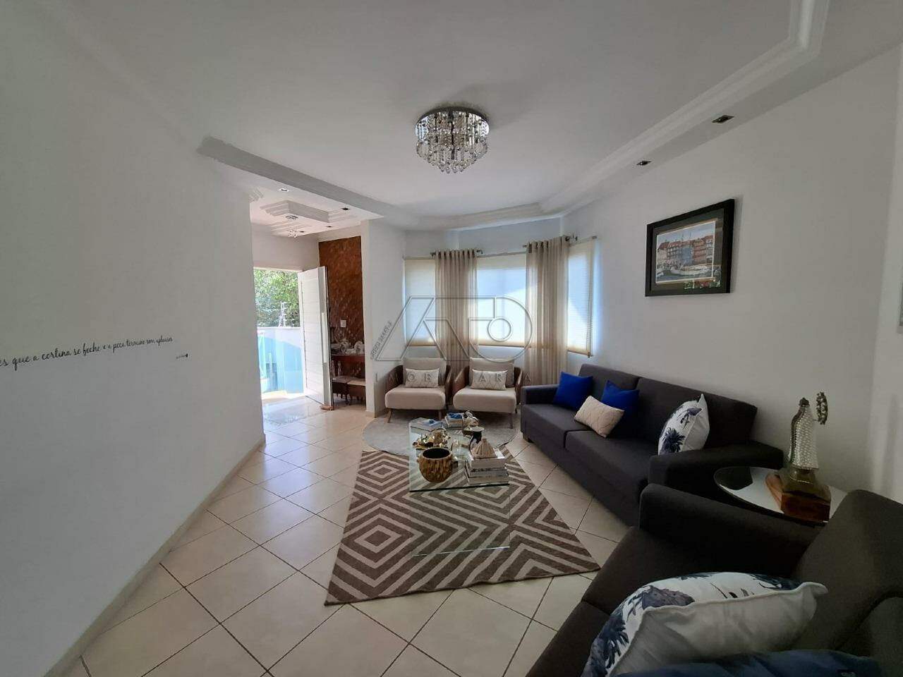 Casa à venda no Parque Santa Cecília: 
