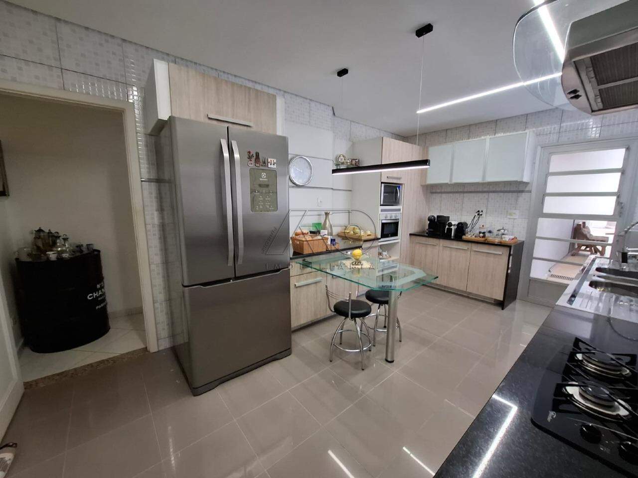 Casa à venda no Parque Santa Cecília: 