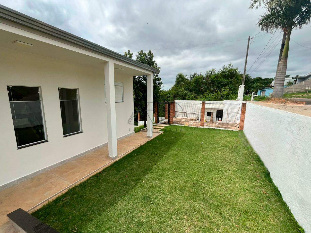 Casa em Condomínio à venda no Recanto dos Universitários: 2