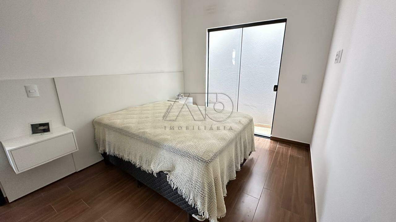 Casa em Condomínio à venda no Recanto dos Universitários: 