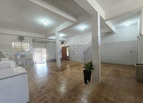 Casa à venda no PRIMEIRO DE MAIO: 