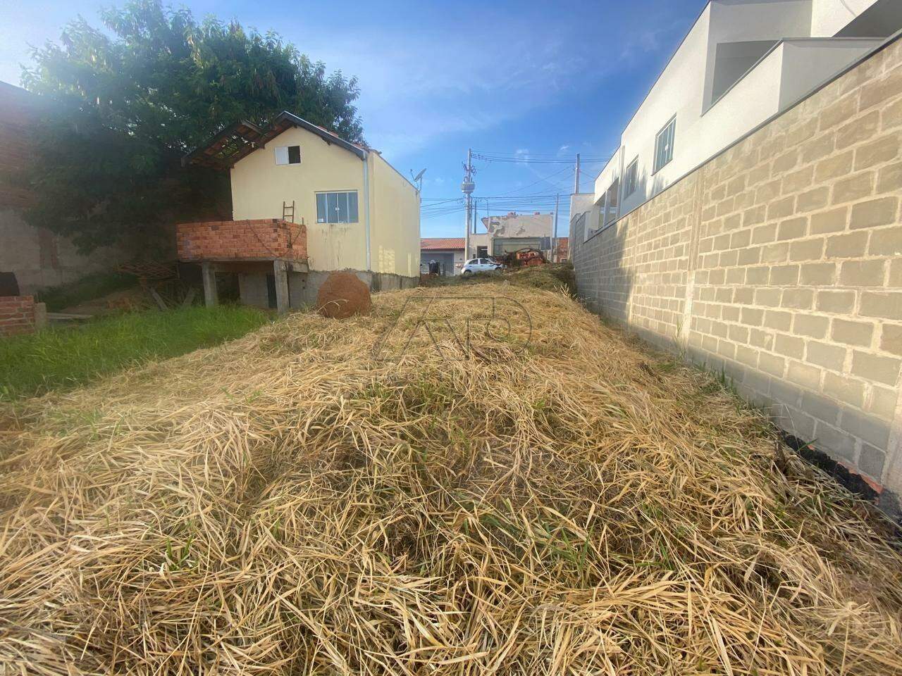 Terreno à venda no SANTA TEREZINHA: 