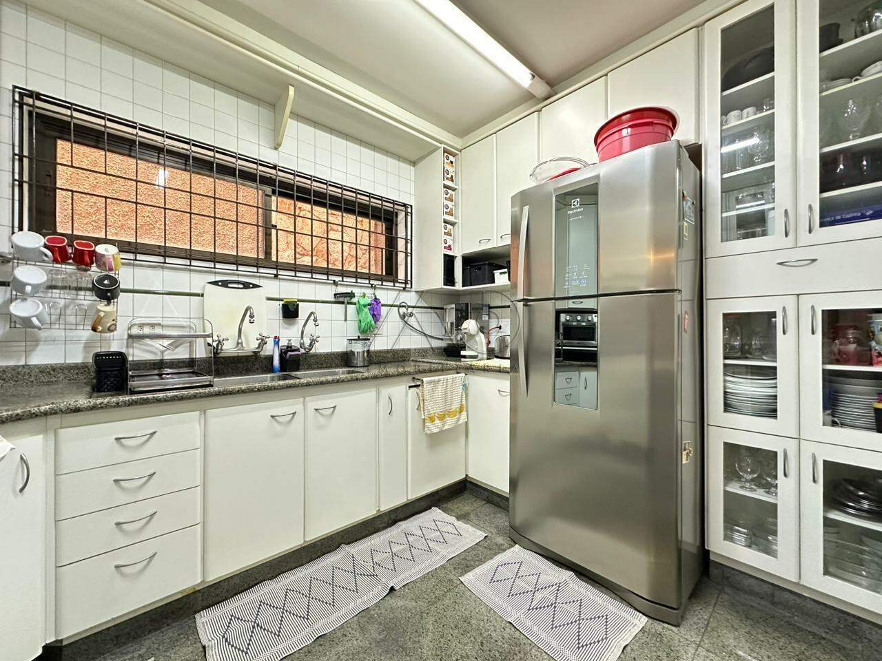 Casa Comercial à venda no ALTO: 