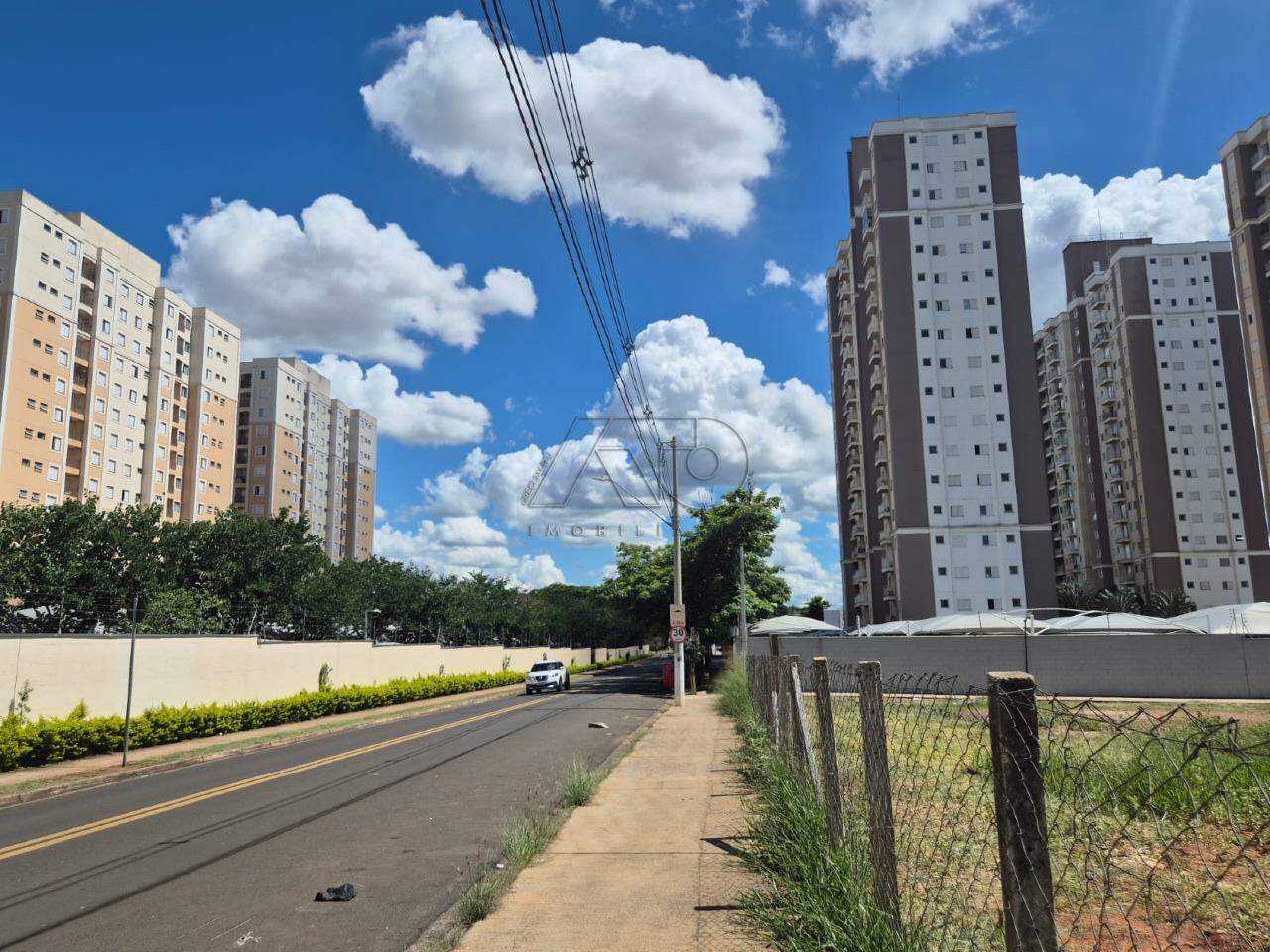 Terreno à venda no CARIOBA: 